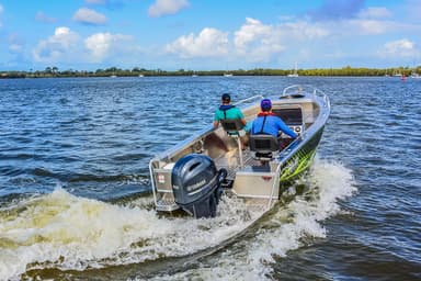 2022 Sea Jay Boats Ragner 460