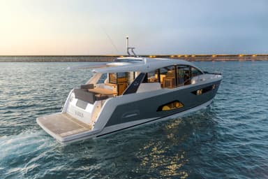 2021 Sealine C530