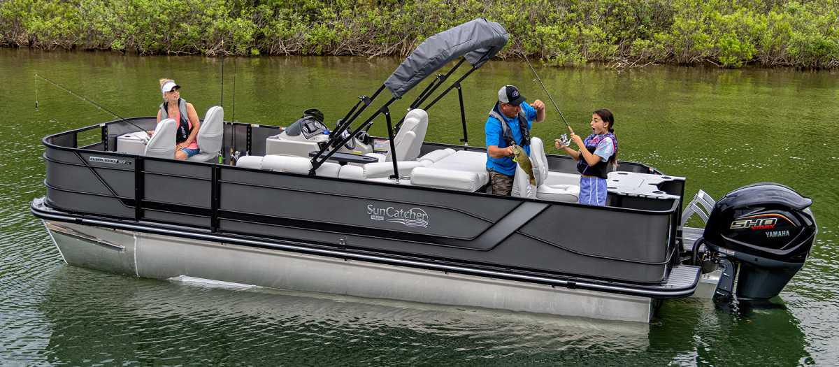 2022 SunCatcher Pontoons Fusion 322 FC