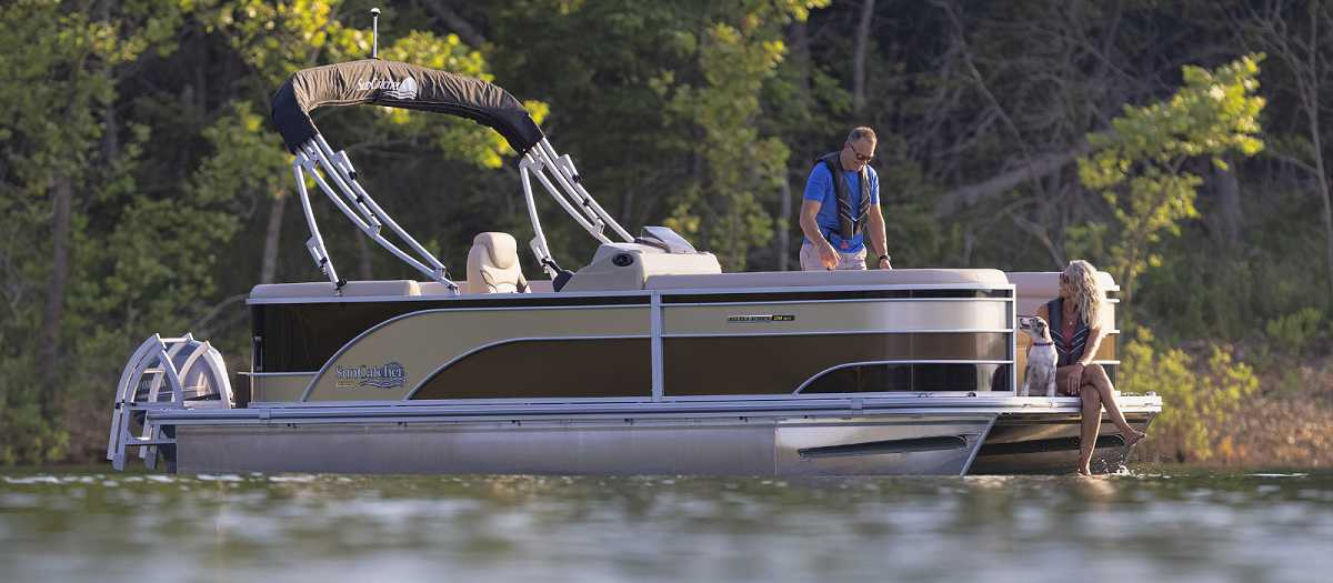 2023 SunCatcher Pontoons Select 20 RCX