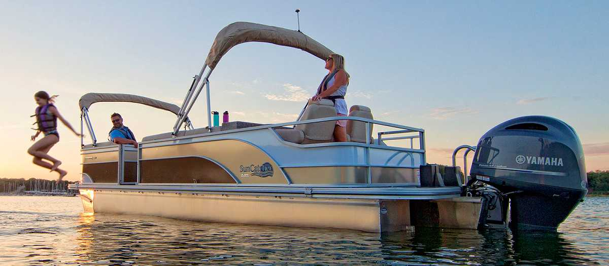 2023 SunCatcher Pontoons Select 324 SE