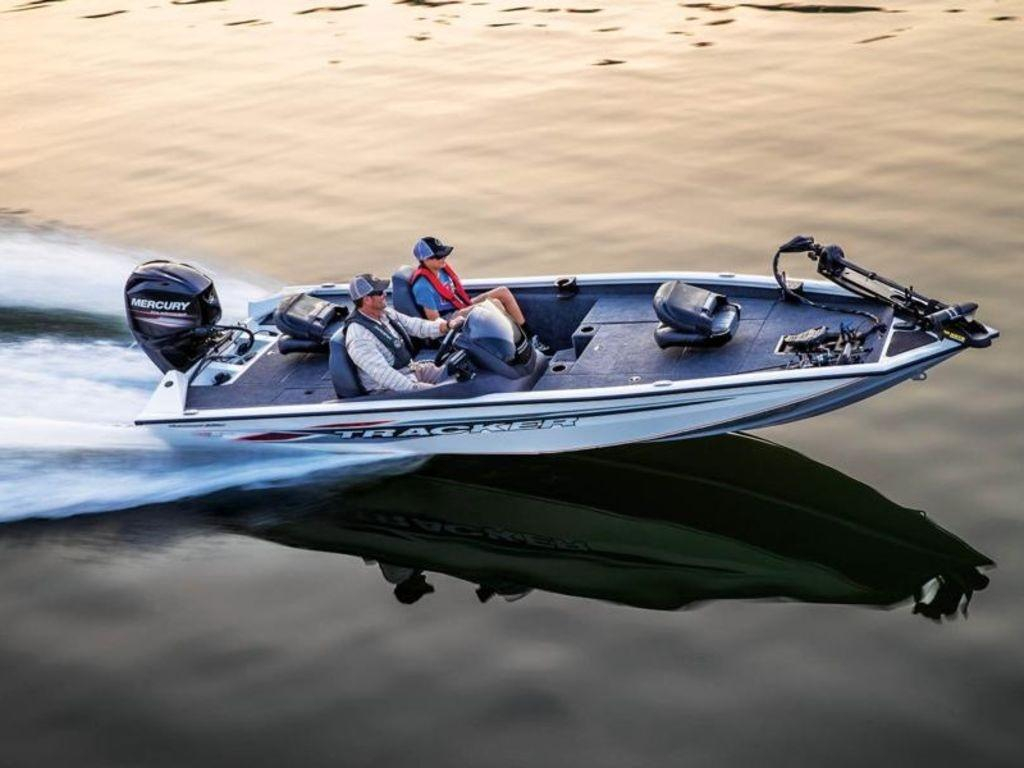 2022 Tracker Boats Pro Team 175 TXW Tournament Edition