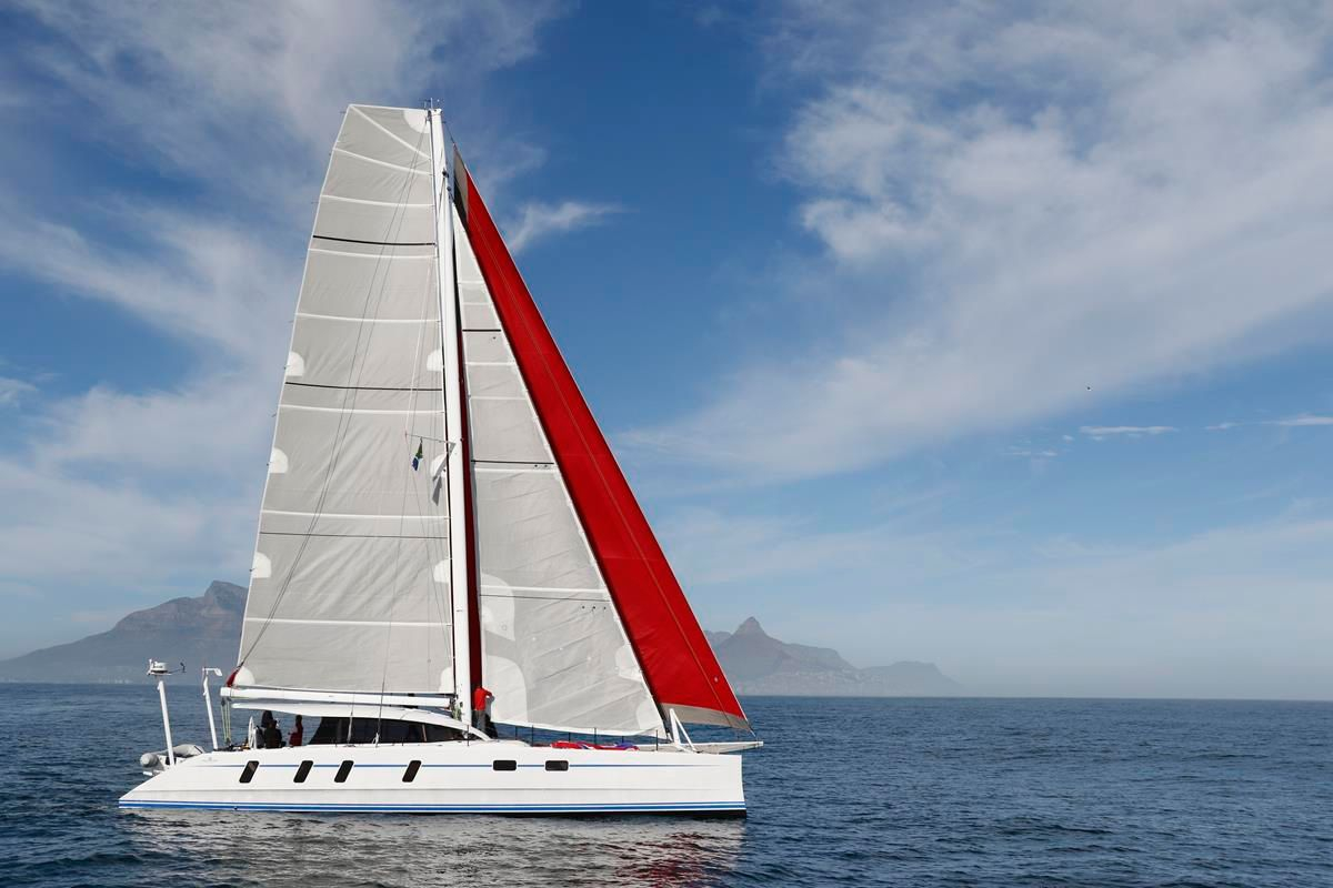 2017 Two Oceans 60 Full Carbon High Performance Sailing Catamaran