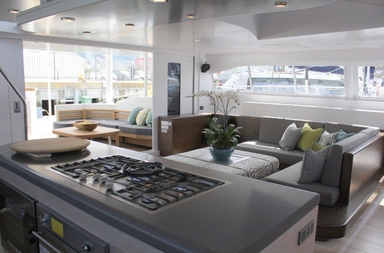 2013 Two Oceans 750 Luxury Sailing Catamaran