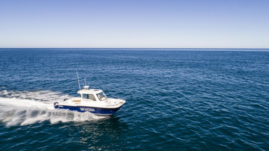 2018 Two Oceans Magnum 2750 Power Catamaran Walkaround