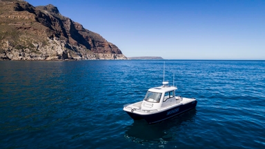 2018 Two Oceans Magnum 2750 Power Catamaran Walkaround