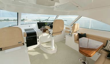 2023 Viking Yachts 44 Sport Coupe