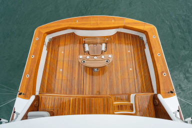 2023 Viking Yachts 82 Convertable