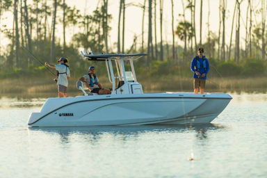 2023 Yamaha Boats 220 FSH Sport