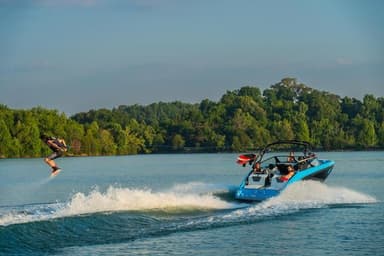 2023 Yamaha Boats 222XE