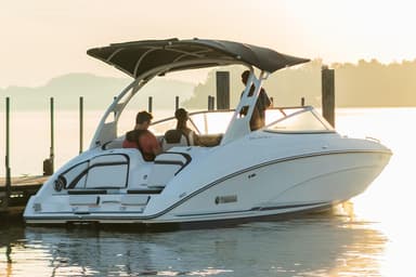 2019 Yamaha Boats 242 Limited E-Series