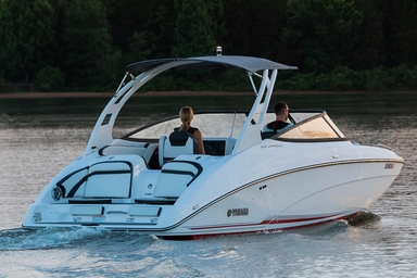 2019 Yamaha Boats 242 Limited S