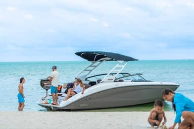 2023 Yamaha Boats 252SD
