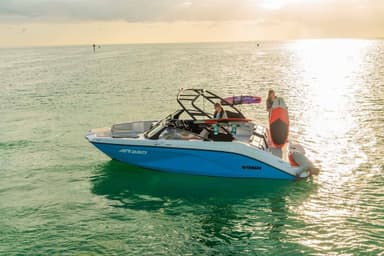 2023 Yamaha Boats AR220