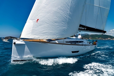 2015 Elan Yachts E5
