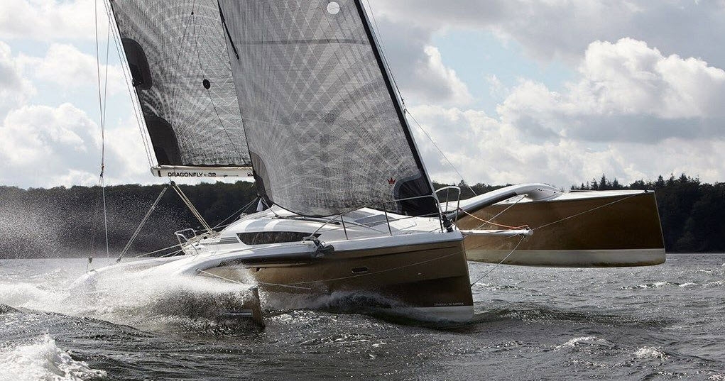 2012 Quorning Boats Dragonfly 32 - Supreme